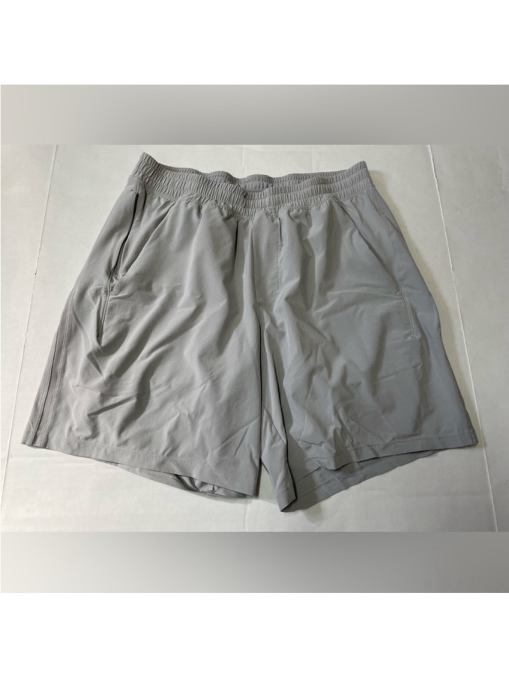 Lululemon Athletica Shorts
Large